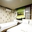 Twins Hotel