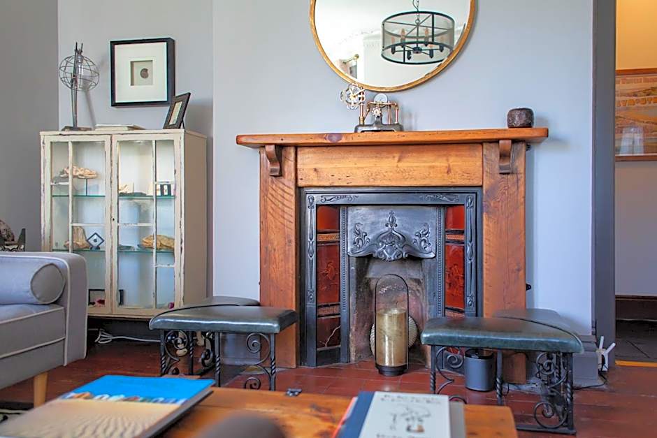 Oaklands Guest House