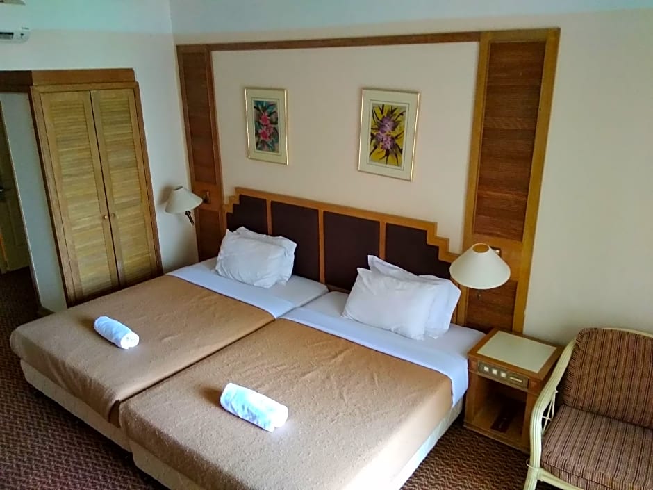 Everly Serviced Apartment