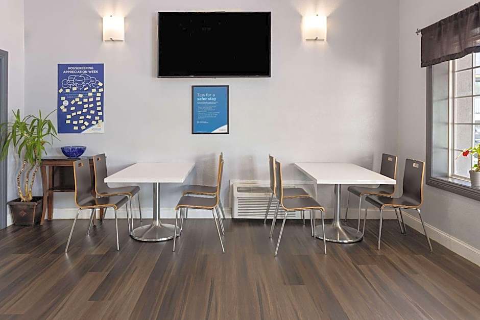 Days Inn by Wyndham Aberdeen