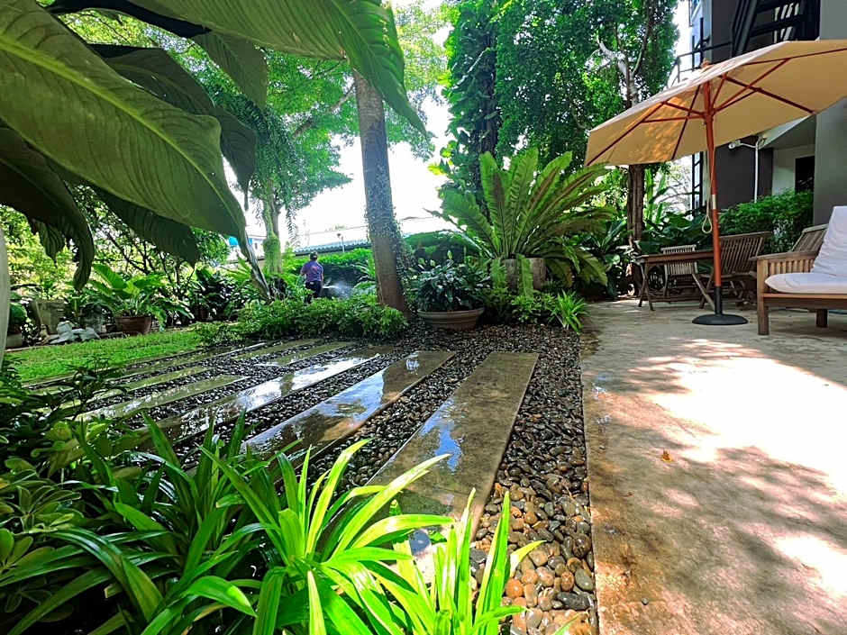 Gasser Park & Residence