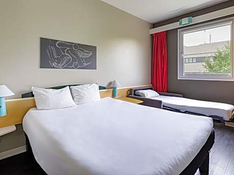 Family Double Room with an Extra Bed