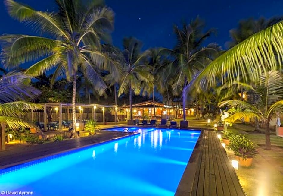 Pousada Praia das Ondas - Pe  na areia