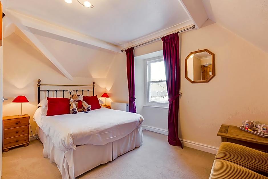 Rayrigg Villa Windermere (Room Only)