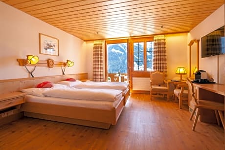 Standard Twin Room with Balcony