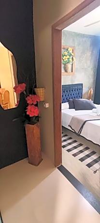 Deluxe Suite with Spa Bath