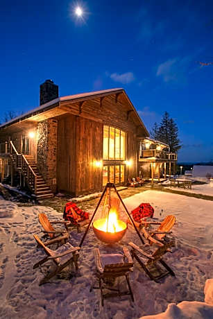 Seesaw's Lodge