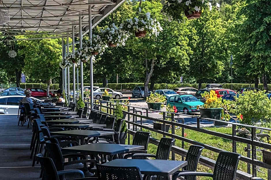 Hotel *** NAT Krynica Morska