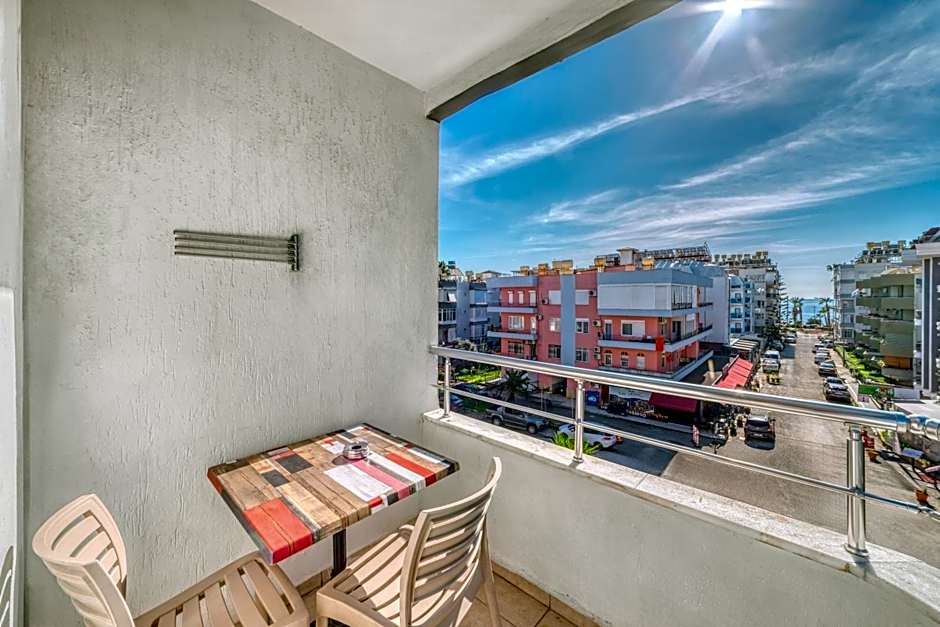 Kleopatra ICARIA Apart Hotel