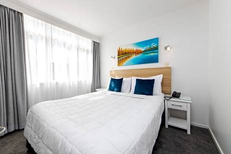 King Room with Garden View