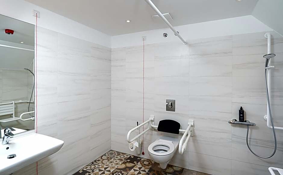 elaya hotel regensburg city center, Trademark by Wyndham