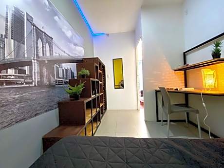 Single Room with Shared Bathroom