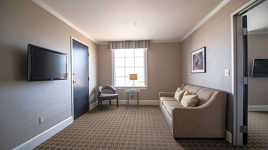 voco The Tiger Hotel, Columbia, MO By IHG