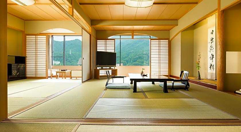 Kinugawa-Onsen Sanraku