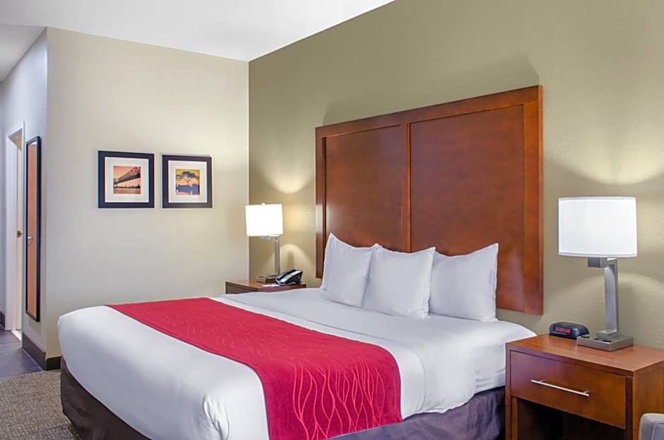 Comfort Inn & Suites Covington - Mandeville