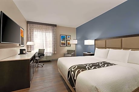 1 King Bed Mobility Accessible Room Non-Smoking