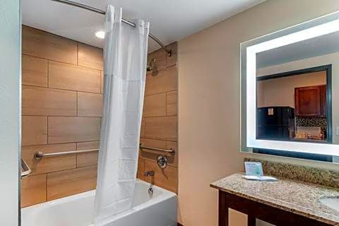 MainStay Suites Denver International Airport