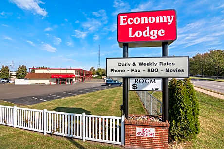 Economy Lodge Portsmouth