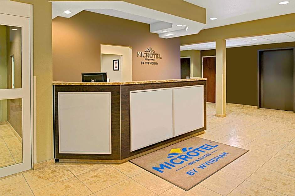 Microtel Inn & Suites By Wyndham Council Bluffs