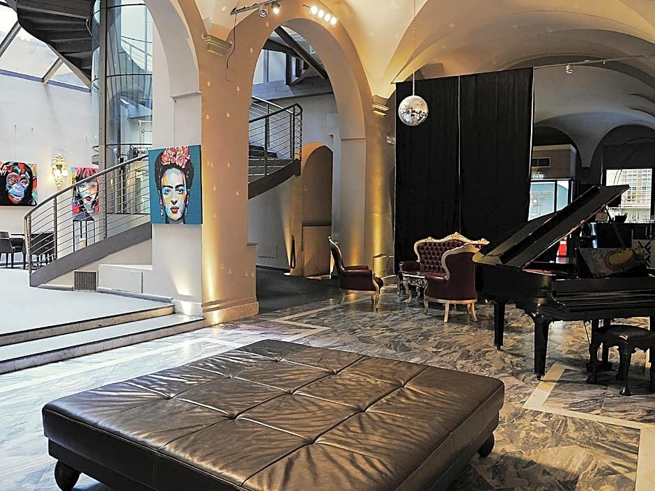 Borghese Palace Art Hotel