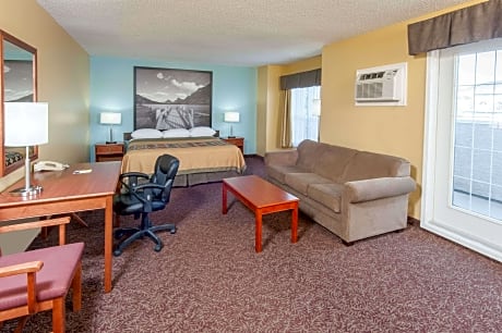1 Queen Bed, Basement, Non-Smoking