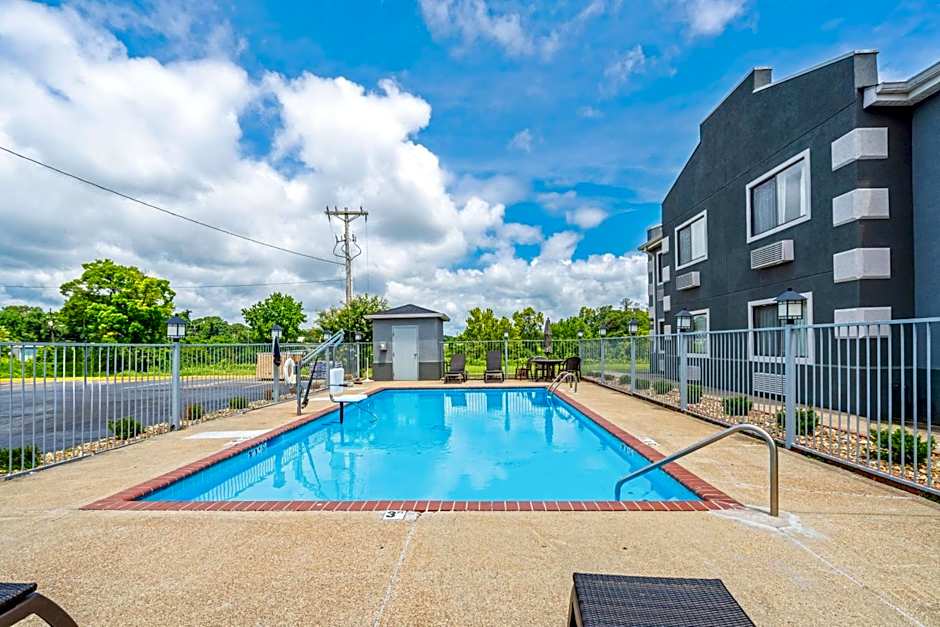 Best Western Gateway Inn