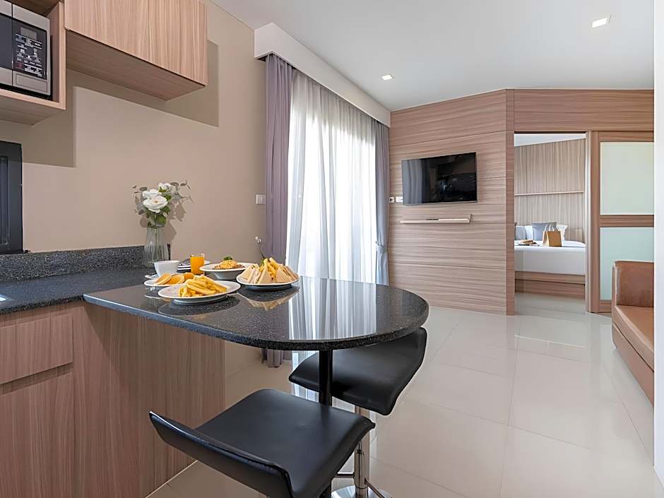 Patong Bay Residence