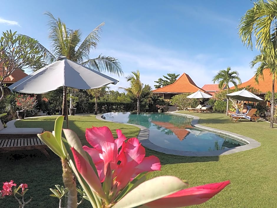 Three Monkeys Villas