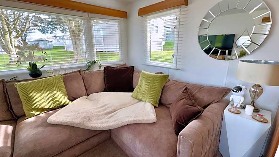 Hoburne Devon Bay Holiday Home Fresh Bright Rental - Home from home