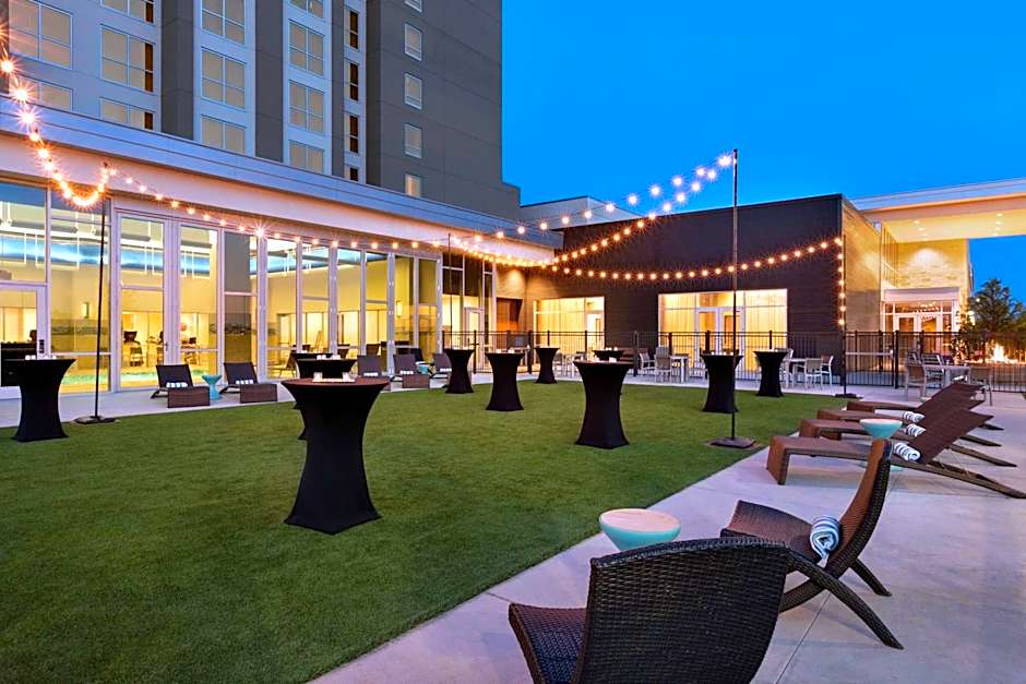 Embassy Suites By Hilton Denton Convention Center