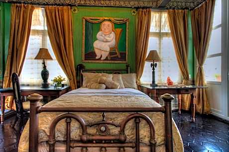 Green Double Room