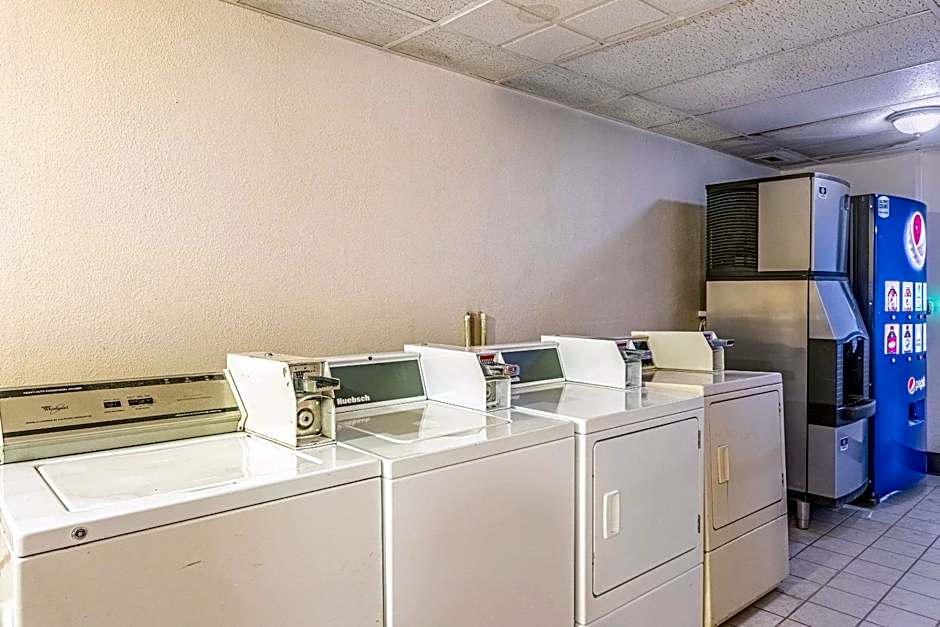 Americas Best Value Inn Fredonia NY