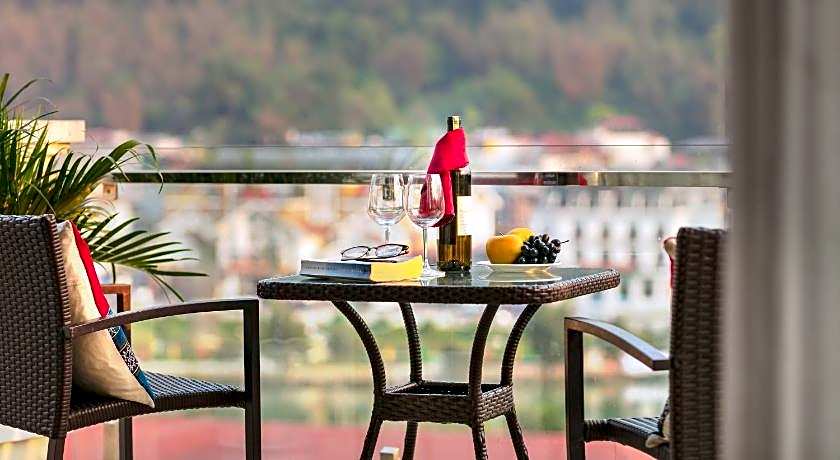 Sapa Mountain Queen House