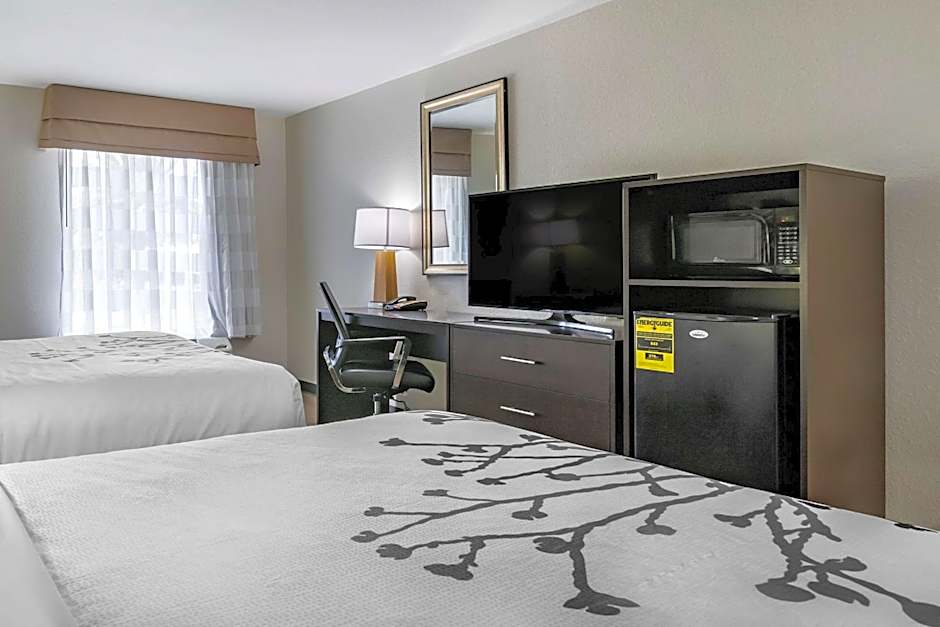 Sleep Inn & Suites Brunswick North