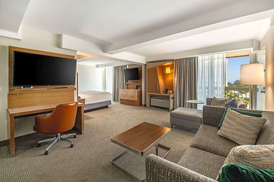 Holiday Inn Oxnard - Ventura by IHG