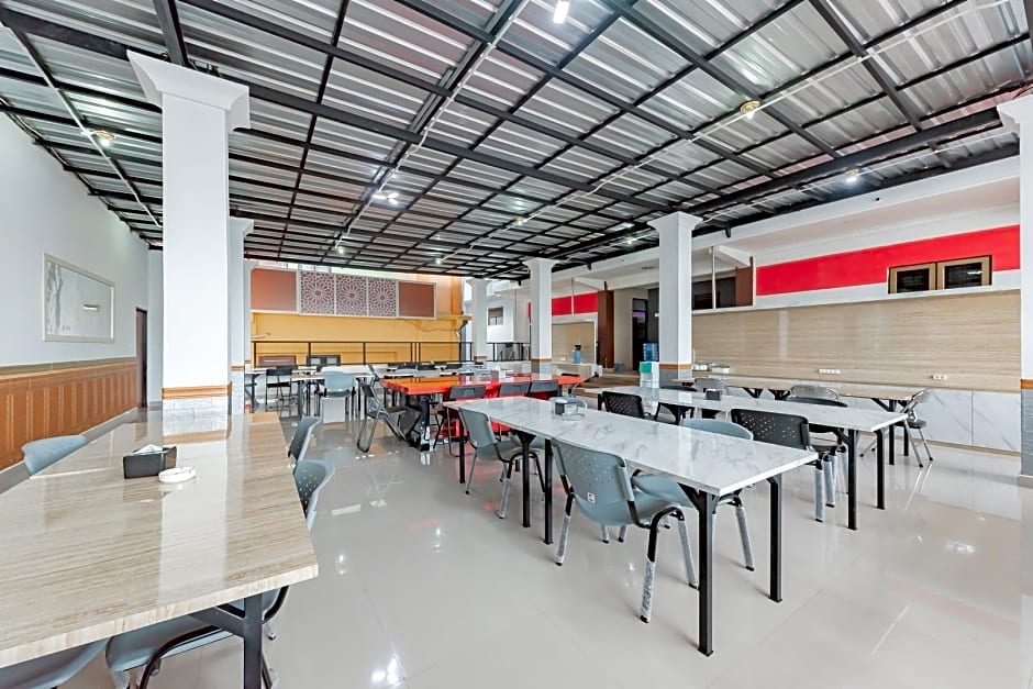 Urbanview Hotel syariah 99 Banjarbaru by RedDoorz