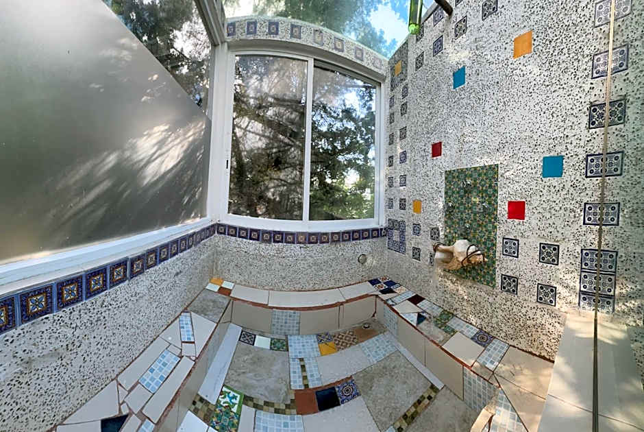 Magnolias Jardin & Boutique Suites