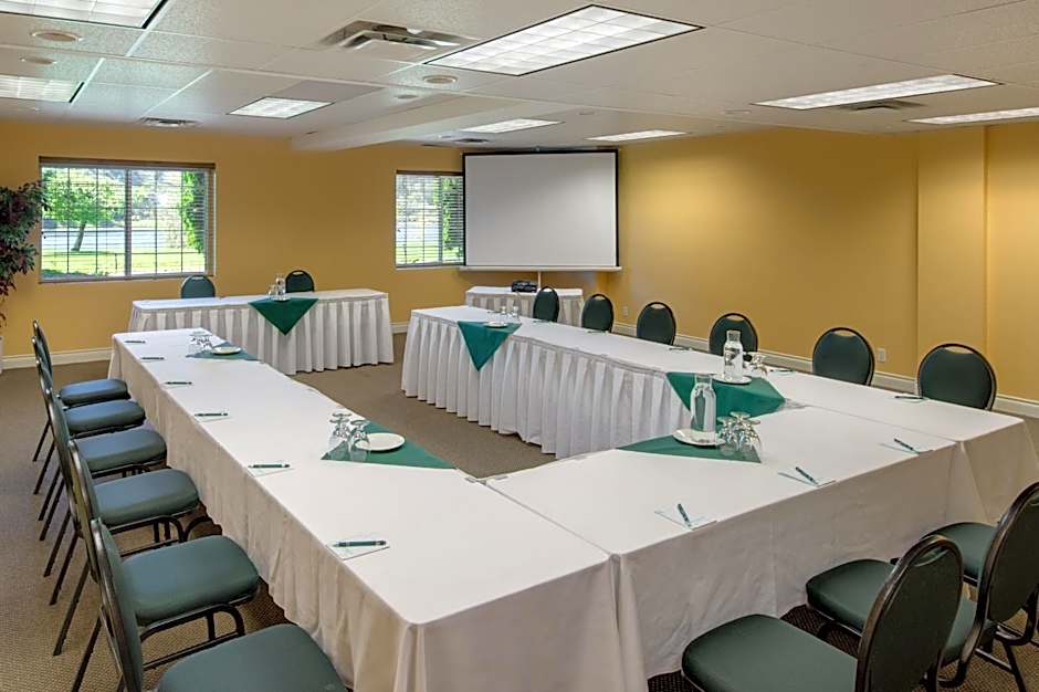 South Thompson Inn & Conference Centre