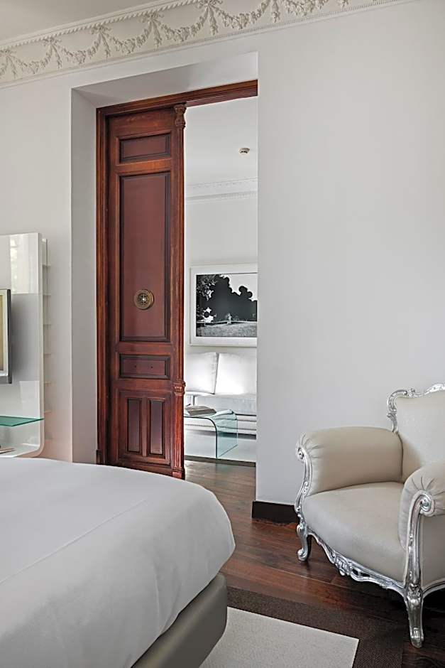 Hospes Puerta de Alcalá, a Member of Design Hotels