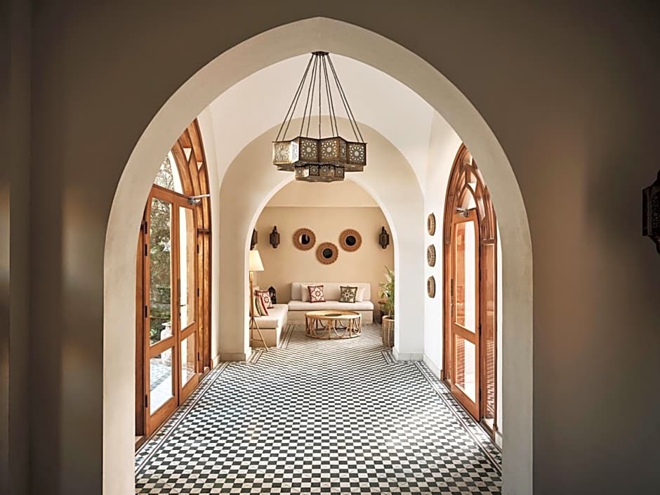 Ali Pasha Hotel