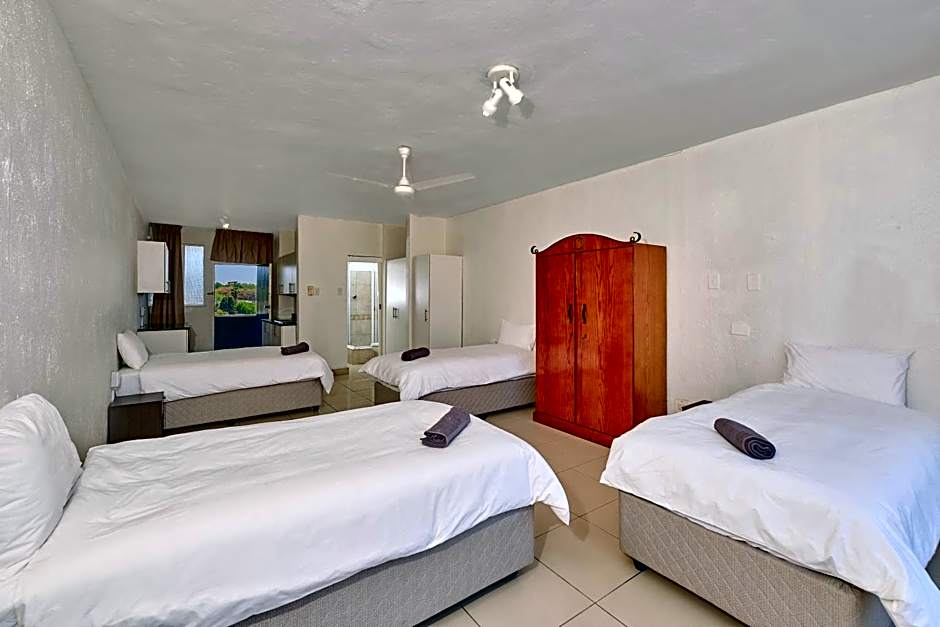 Inn & Out Sandton Park