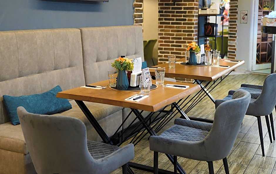 City House Family Hotel & Restaurant