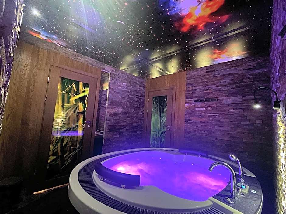 Amber Hotel