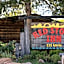 Red Stone Inn