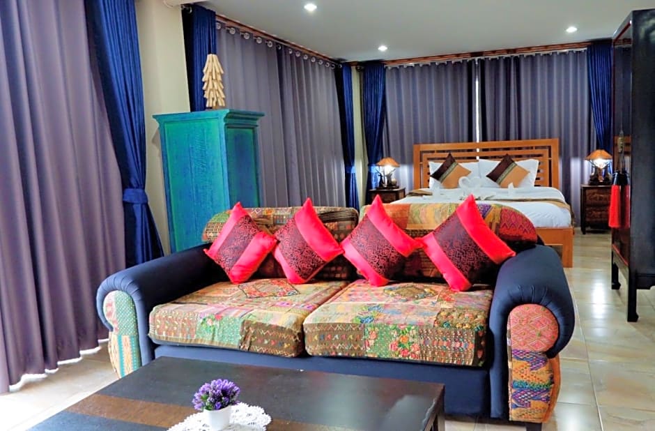 Sripoom Boutique House