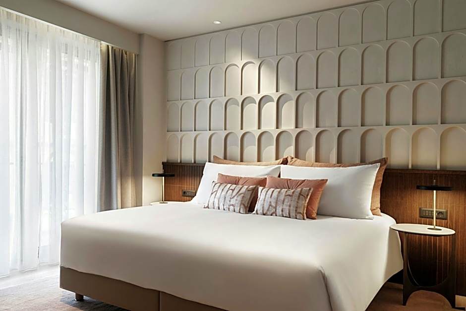 MonAsty, Thessaloniki, Autograph Collection