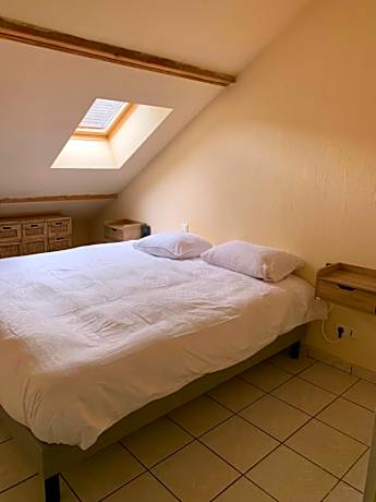 Three-Bedroom Apartment with Lake View