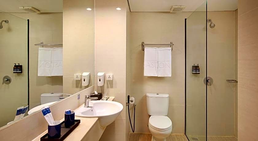 Aston Inn Pantai Losari Makassar