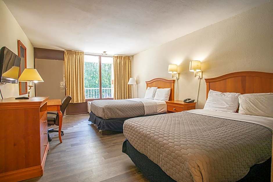 OYO hotel Greensboro east I 40