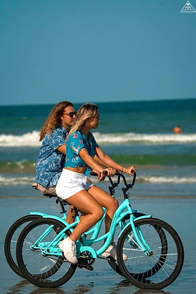 Beachside Hotel and Suites